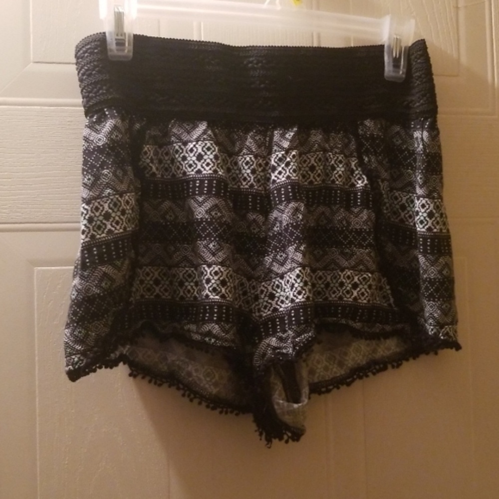 Cute bohemian shorts size xl